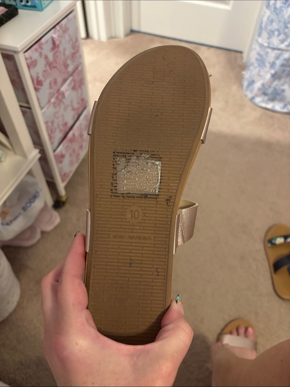 Shade & Shore rose gold sandals - Picture 4 of 7